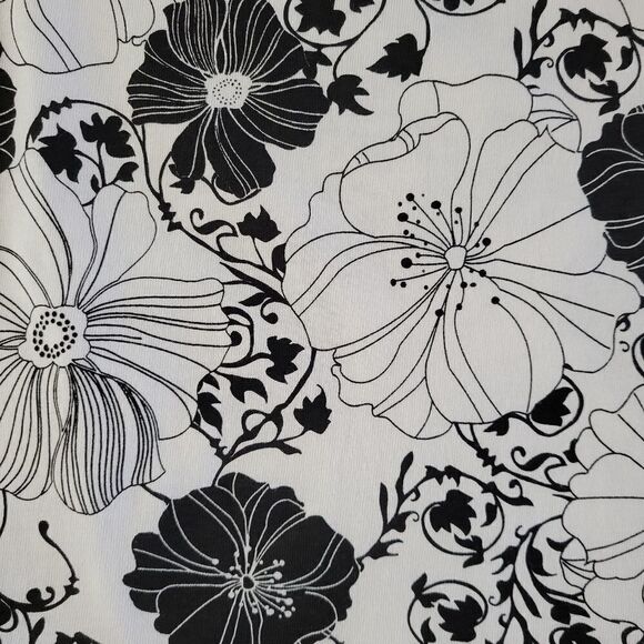 Sun Moda Two-Piece Women's Floral Outfit - Picture 13 of 15